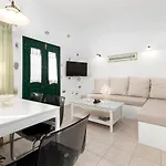 Casa Nileas For Cycladic Summer Living Right On The Bay And Beach! Vakantiehuis Piso Livadi