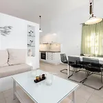 Vakantiehuis Casa Nileas For Cycladic Summer Living Right On The Bay And Beach!